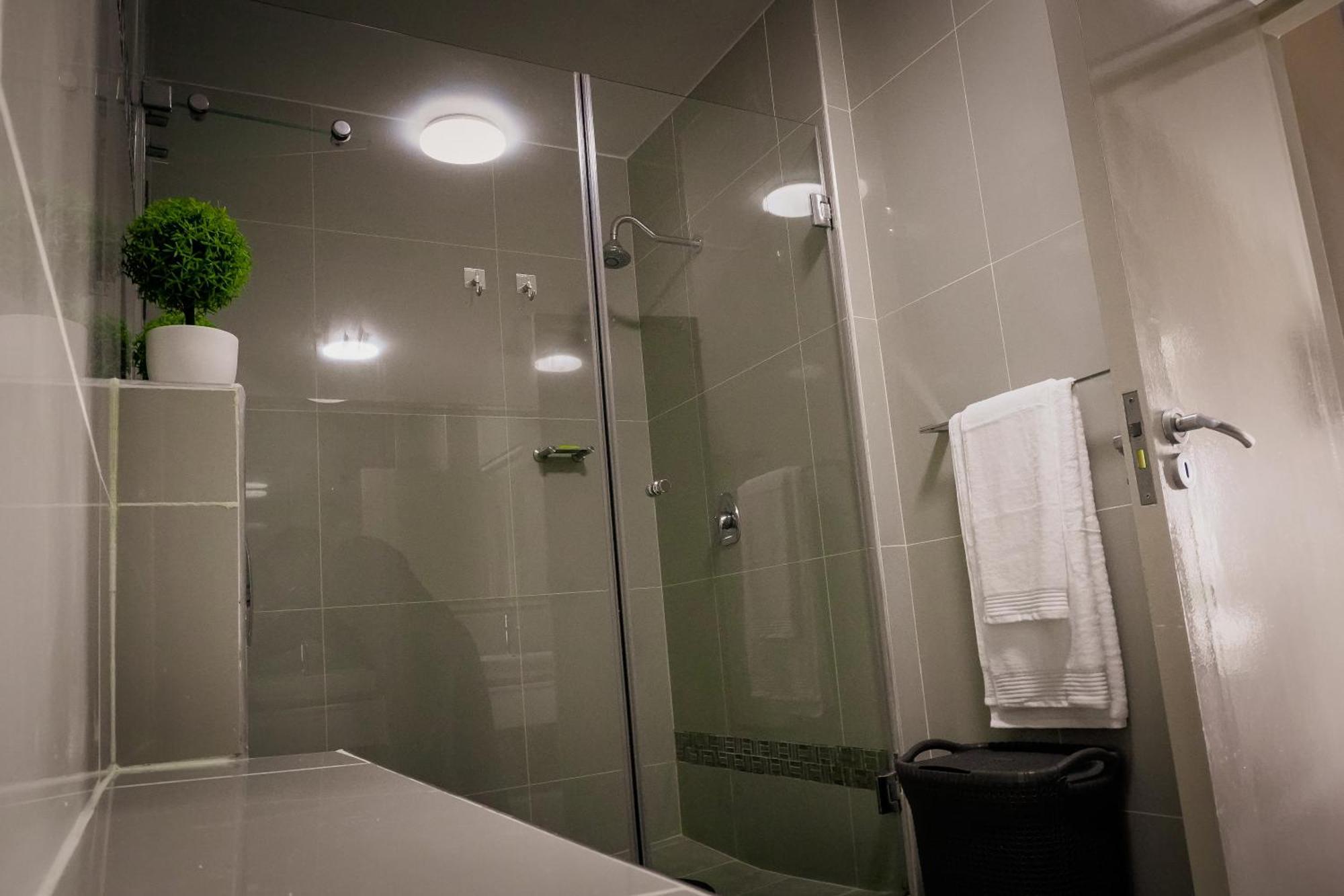 Knightsbridge Luxury Escape Apartment Cape Town